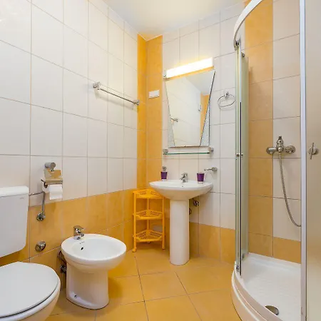 Nur 450 Meter Zum Kieselstrand Von