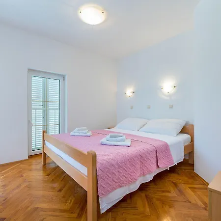 شقة Nur 450 Meter Zum Kieselstrand Von باشْكا