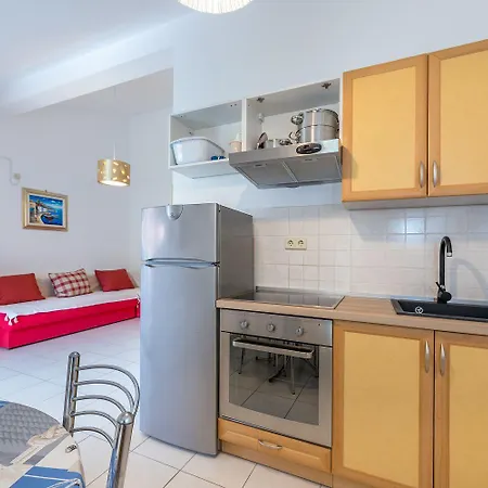 Nur 450 Meter Zum Kieselstrand Von Apartment