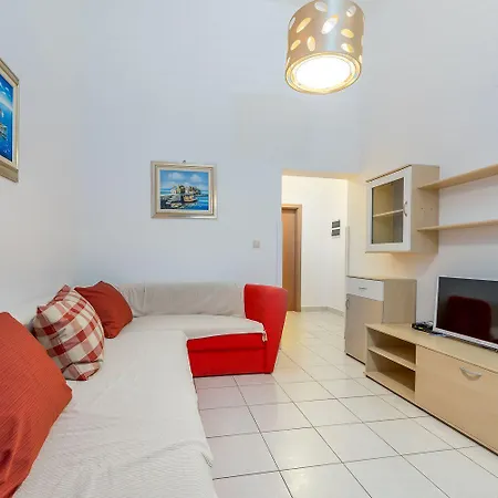 Apartment Nur 450 Meter Zum Kieselstrand Von *