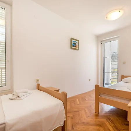 شقة Nur 450 Meter Zum Kieselstrand Von