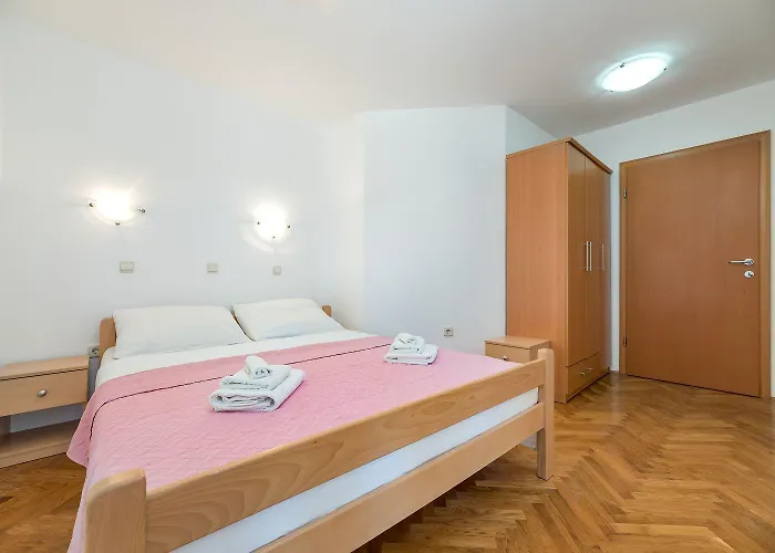 Nur 450 Meter Zum Kieselstrand Von Appartement Baška